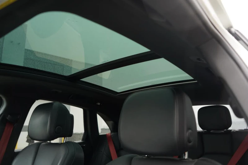 Porsche Macan S AWD* CARFAX* АвтоКредит * (ЦЕНА ДО БГ), снимка 16 - Автомобили и джипове - 53457412