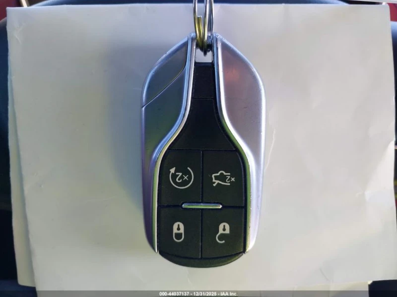 Maserati Levante 3l, снимка 11 - Автомобили и джипове - 53577197