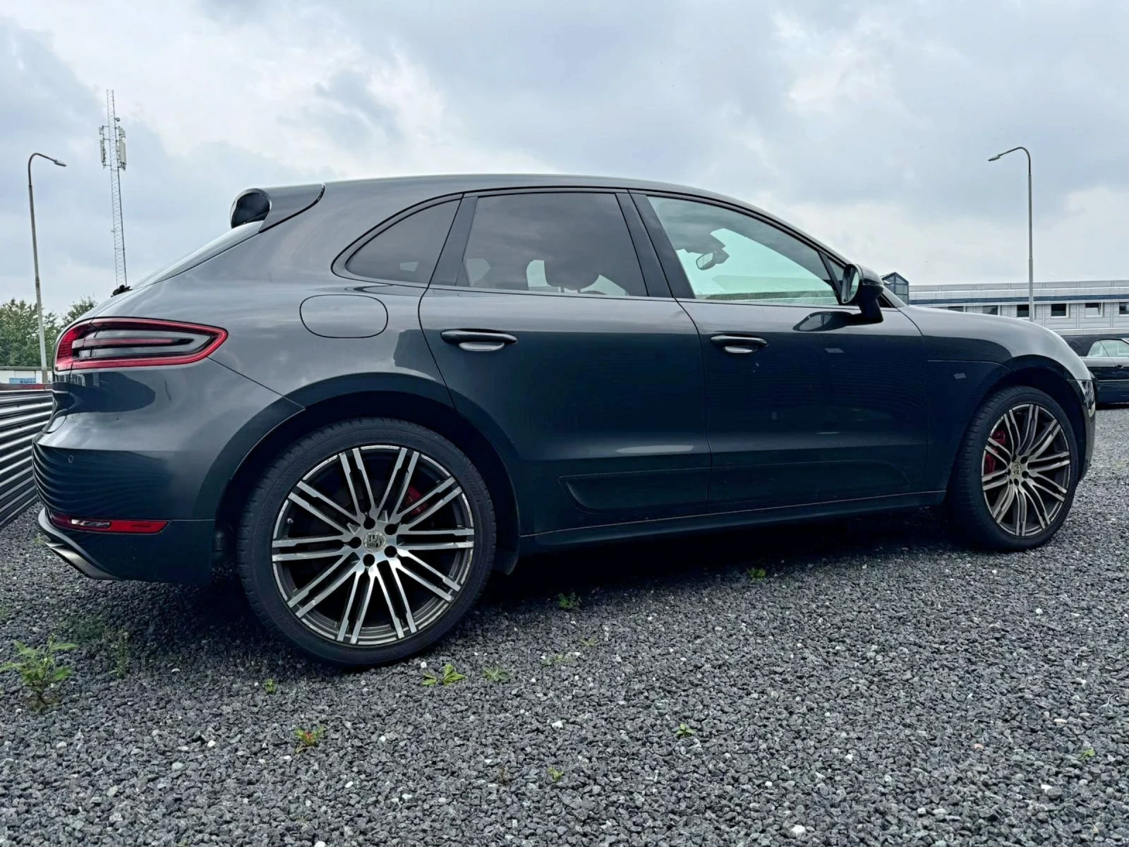 Porsche Macan ОЧАКВАН ВНОС Porsche Macan Turbo FACELIFT - изображение 2