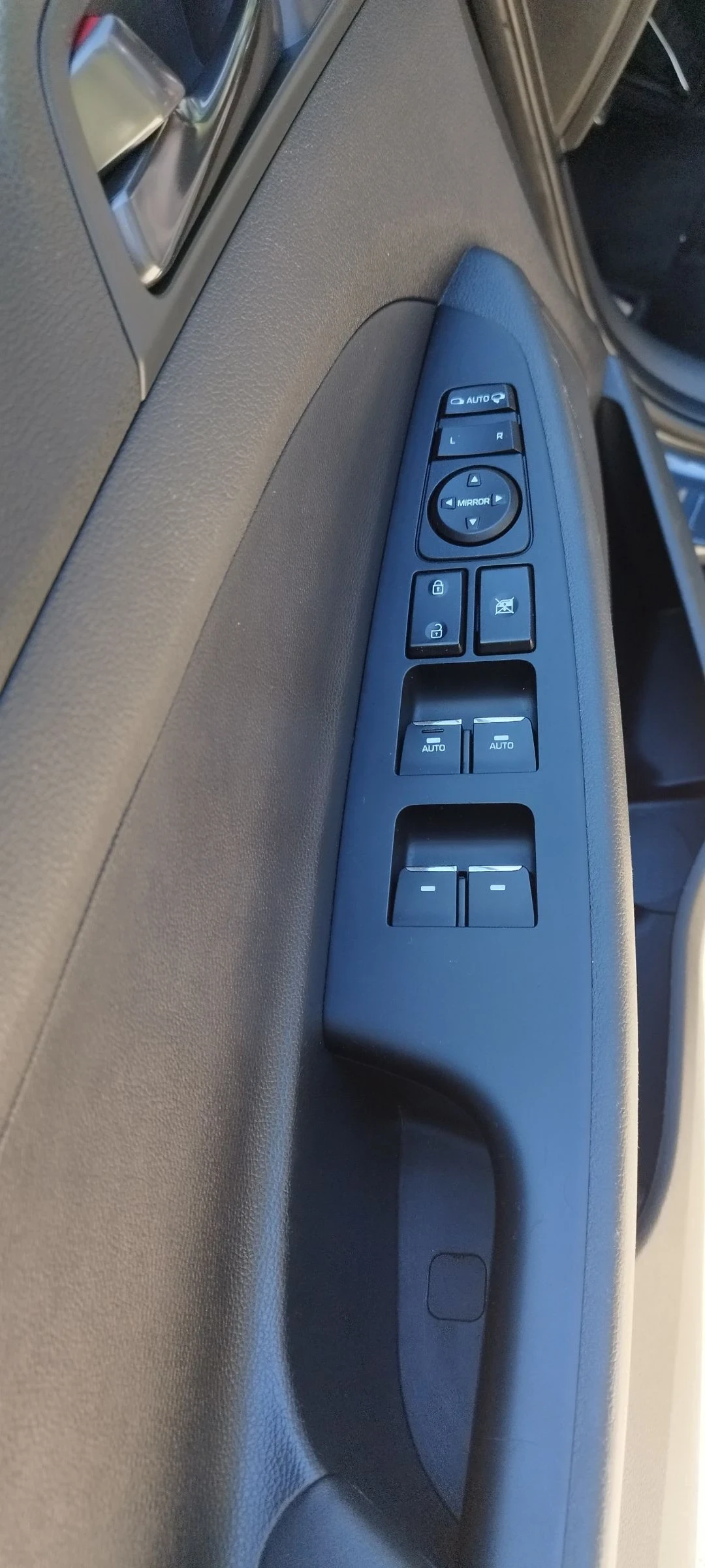 Hyundai Tucson 1.6/Nline - изображение 10
