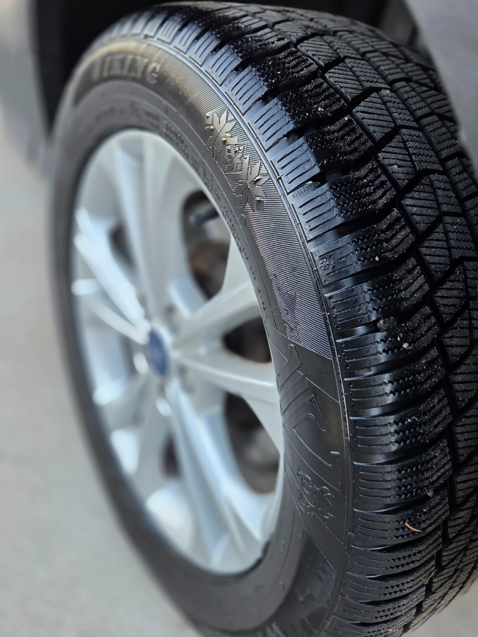 Ford Kuga 2.0TDCi 4x4* Titanium* Отлична - изображение 9