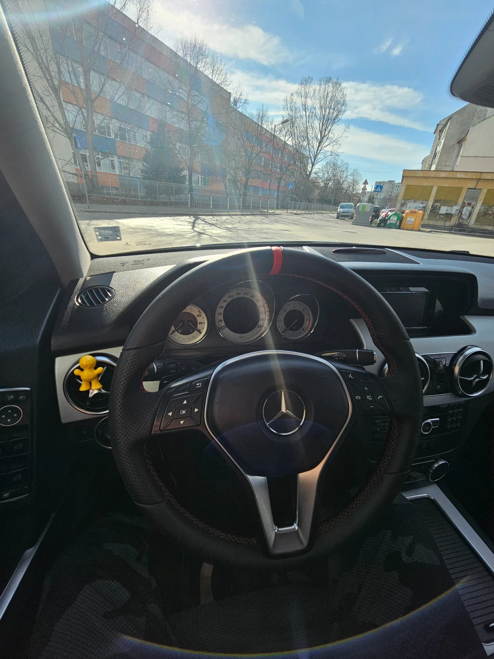 Mercedes-Benz GLK, снимка 10 - Автомобили и джипове - 53786057