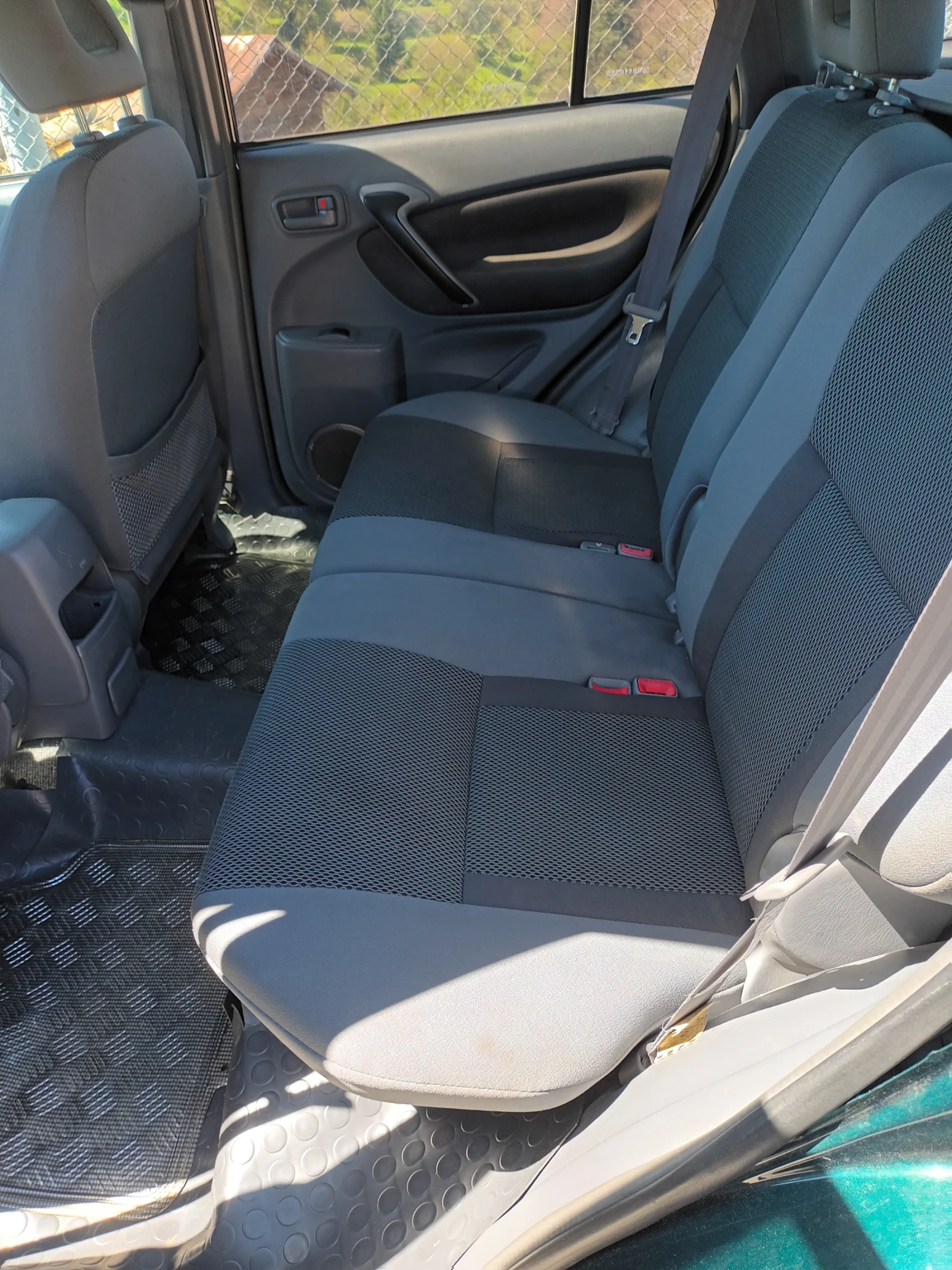 Toyota Rav4, снимка 5 - Автомобили и джипове - 53951921