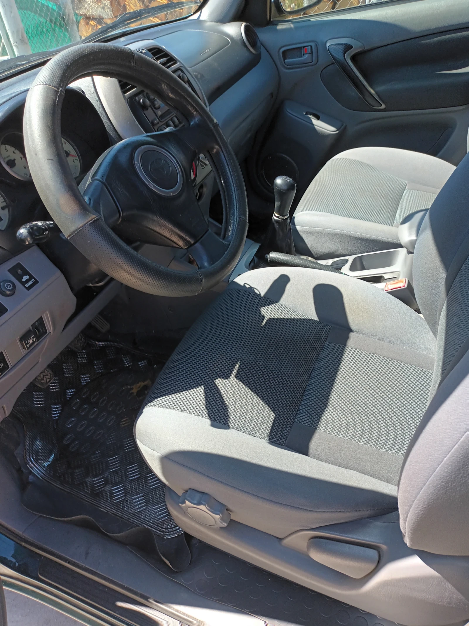 Toyota Rav4, снимка 4 - Автомобили и джипове - 53951921