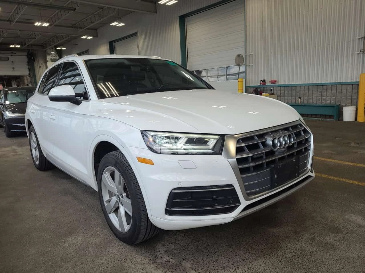 Audi Q5 * PRESTIGE * ПАНО * ПОДГРЕВИ * 360 * KEYLESS * , снимка 2 - Автомобили и джипове - 54611611