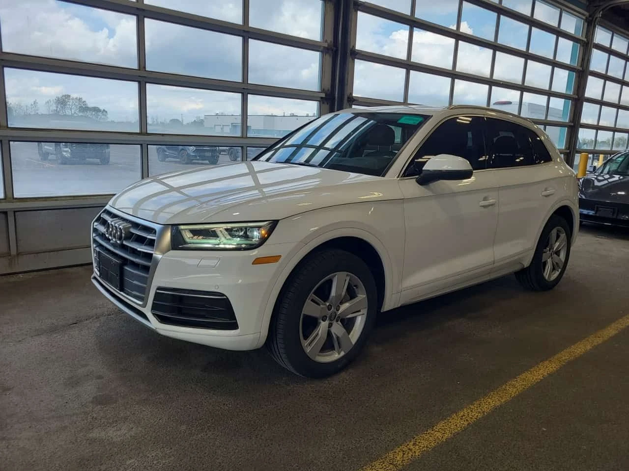 Audi Q5 * PRESTIGE * ПАНО * ПОДГРЕВИ * 360 * KEYLESS * 