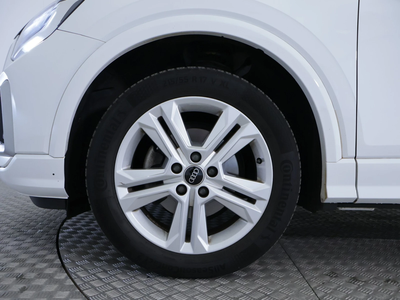 Audi Q2 Advanced, снимка 12 - Автомобили и джипове - 54639703