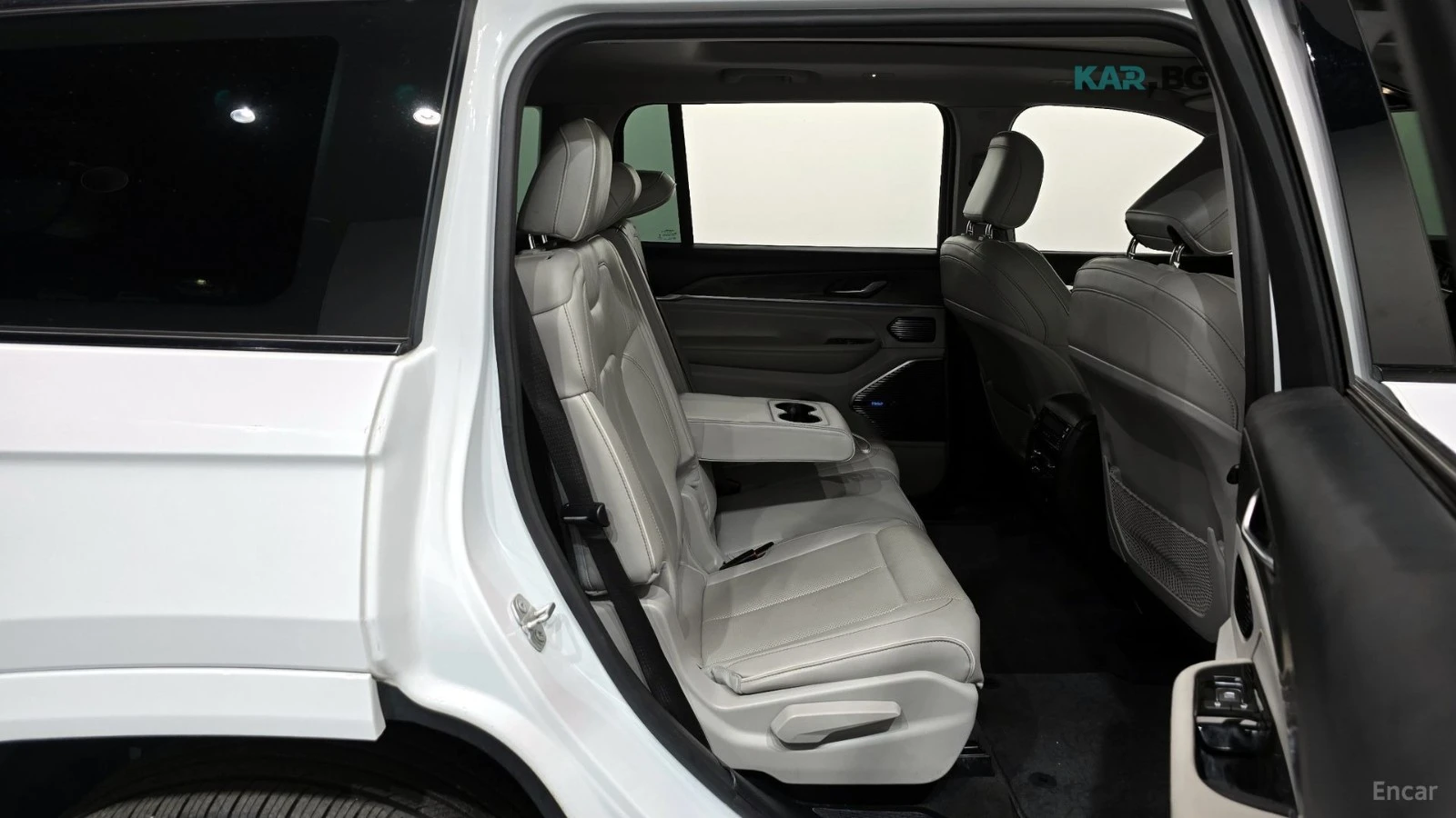 Jeep Cherokee OVERLAND 4х4 Head-up 360 Панорама Обдухване, снимка 12 - Автомобили и джипове - 54885899