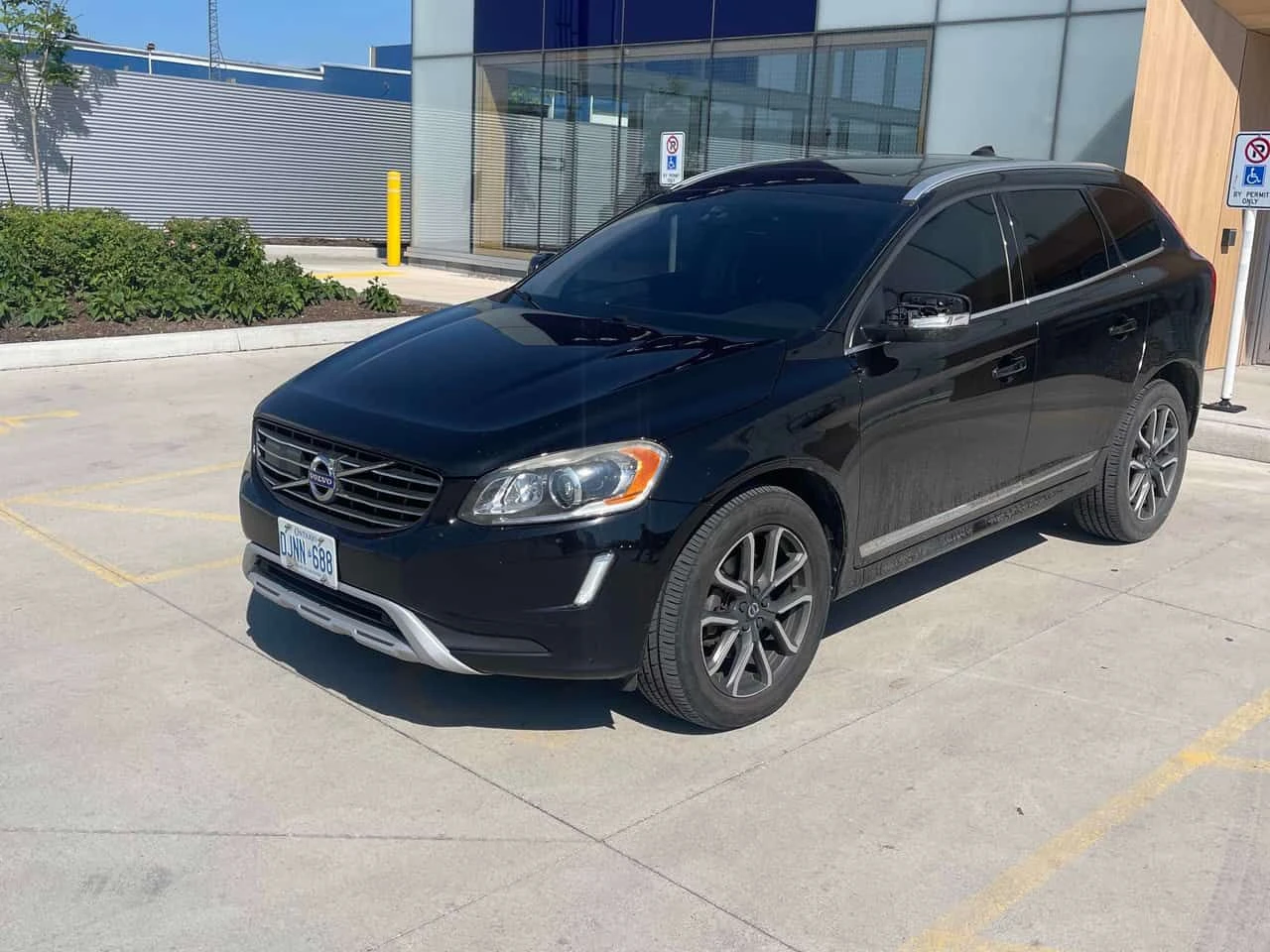 Volvo XC60 T5 Special Edition Premier | CARFAX | АВТОКРЕДИТ