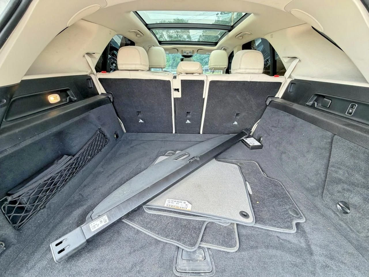 Mercedes-Benz GLE 580, снимка 12 - Автомобили и джипове - 55143781