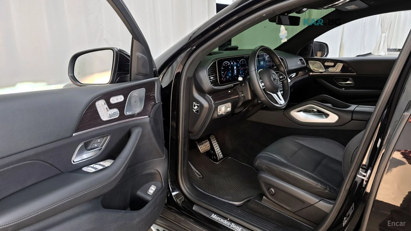 Mercedes-Benz GLE 400 4MATIC* КОЖА* ПОДГРЕВ* ОБДУХВ* BURMASTER* PANO* 36, снимка 9 - Автомобили и джипове - 55326493