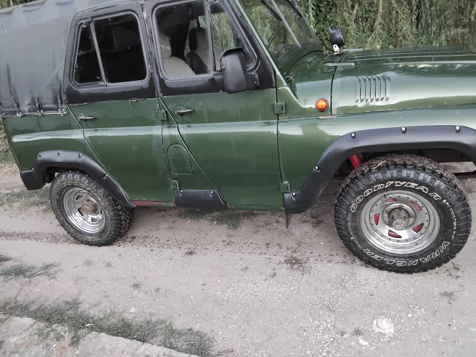 Uaz 469, снимка 6 - Автомобили и джипове - 55747596