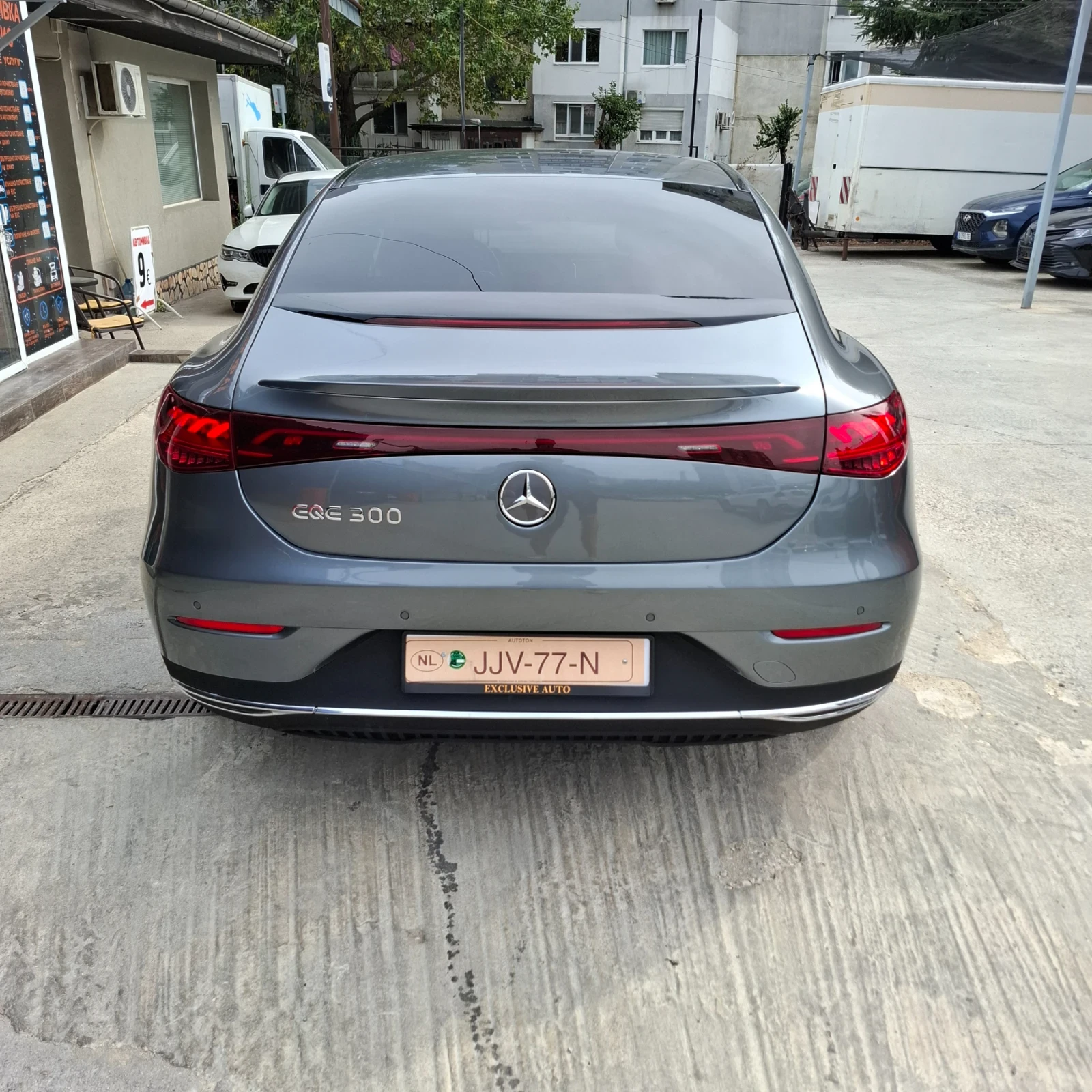 Mercedes-Benz EQE EQE 300 , снимка 8 - Автомобили и джипове - 56139354