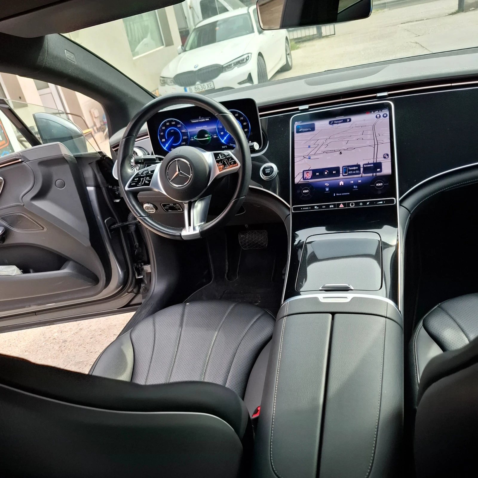Mercedes-Benz EQE EQE 300 , снимка 13 - Автомобили и джипове - 56139354