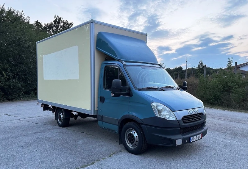 Iveco Daily 3.0* БОРД* КЛИМАТРОНИК, снимка 2 - Бусове и автобуси - 47057844