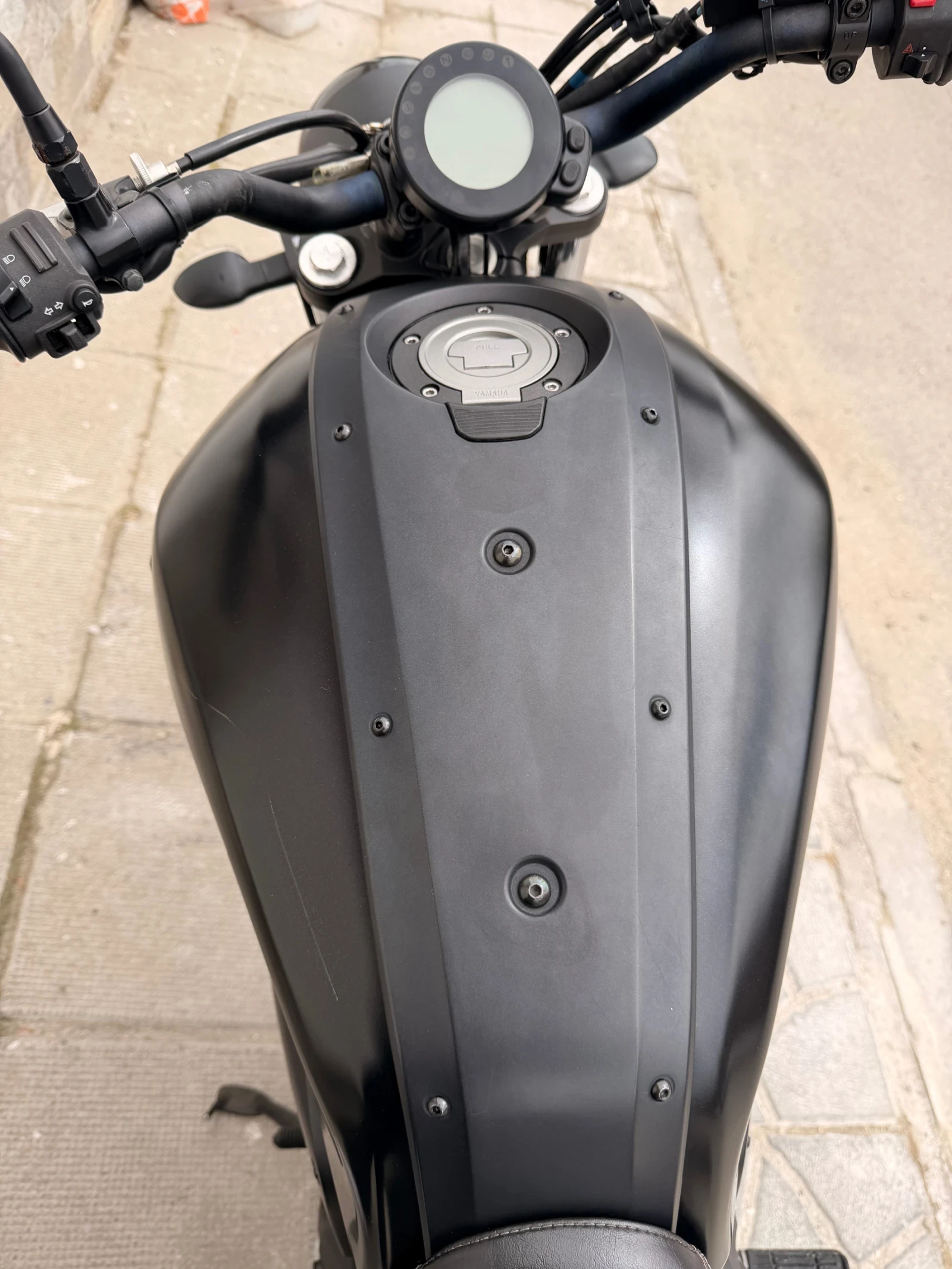 Yamaha XSR700 ABS 2020!!! Сервизна книжка!, снимка 8 - Мотоциклети и мототехника - 54371614
