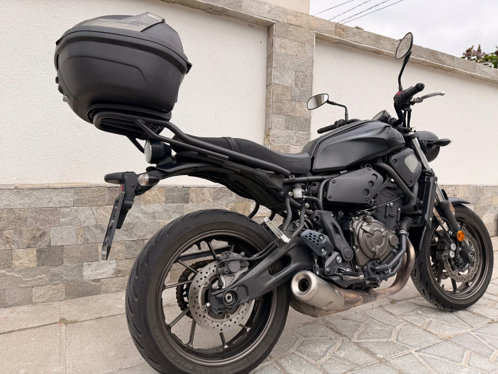 Yamaha XSR700 ABS 2020!!! Сервизна книжка!, снимка 3 - Мотоциклети и мототехника - 54371614