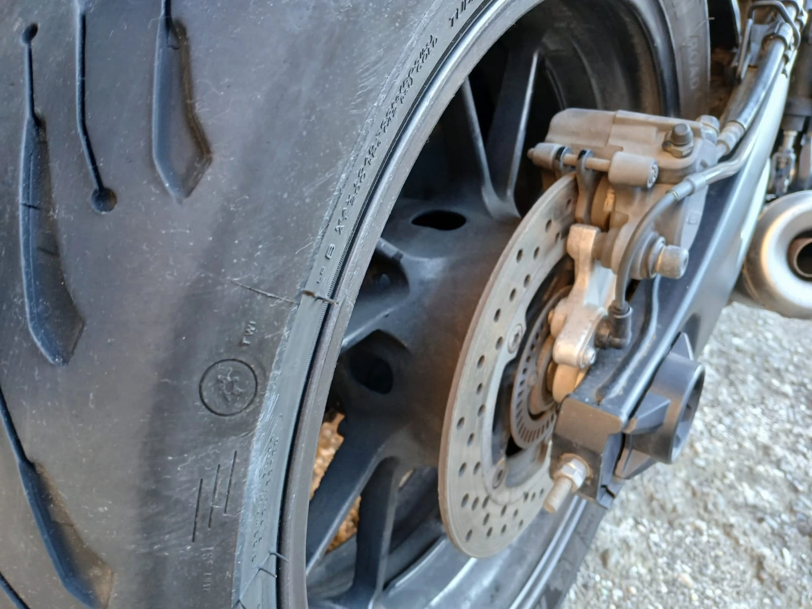 Yamaha XSR700 ABS, снимка 10 - Мотоциклети и мототехника - 54371614