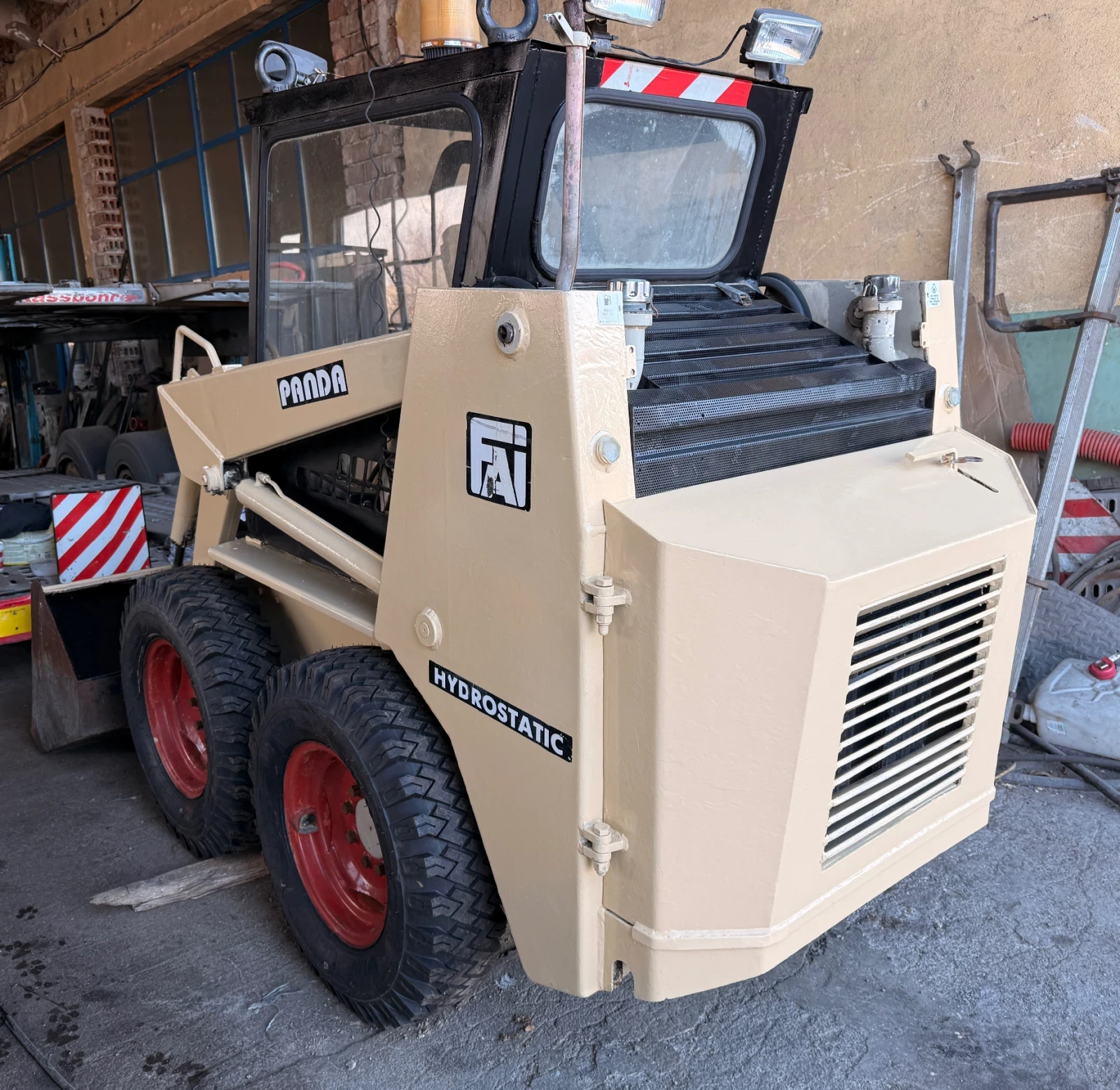 Мини челни товарачи Bobcat  - изображение 4