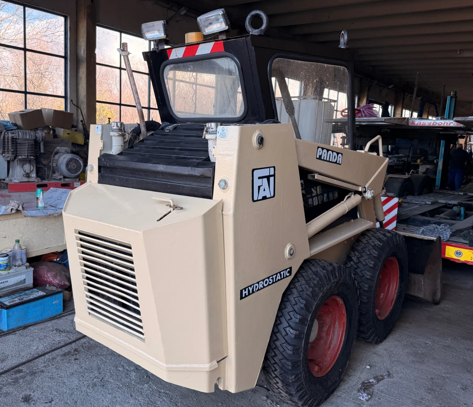 Мини челни товарачи Bobcat  - изображение 3