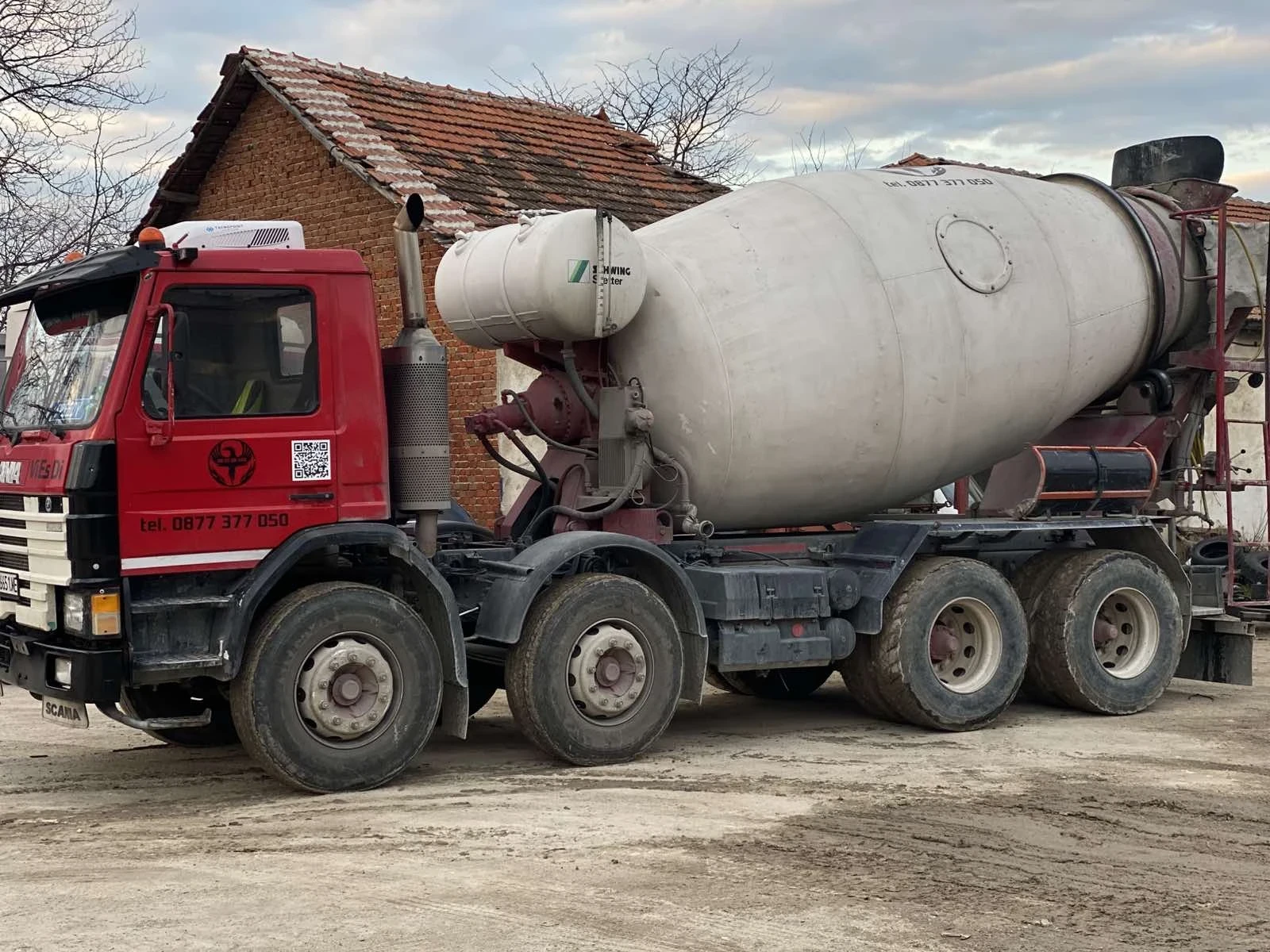 Бетон миксер Scania P113, снимка 8 - Индустриална техника - 54096759