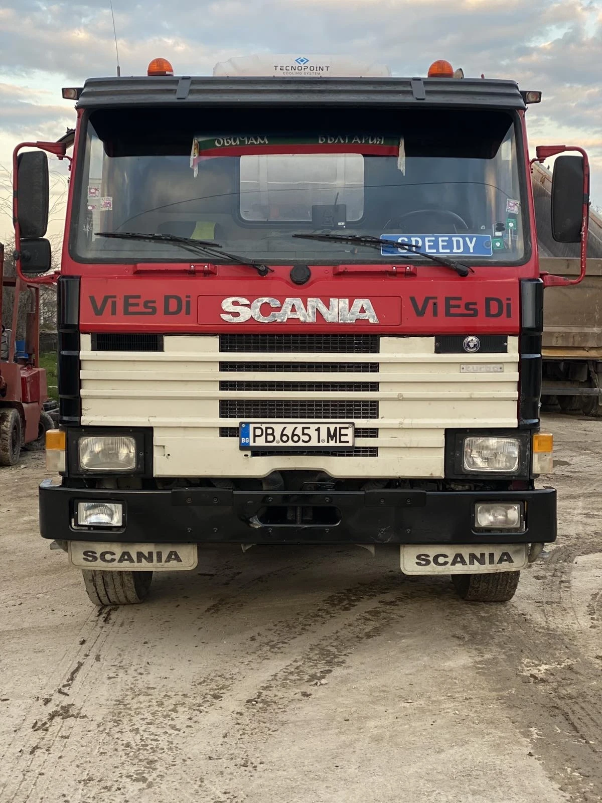 Бетон миксер Scania P113, снимка 3 - Индустриална техника - 54096759