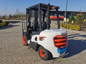 Мотокар Bobcat D35NXP, снимка 9