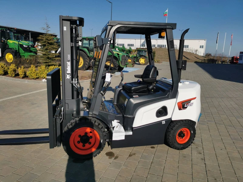 Мотокар Bobcat D35NXP, снимка 4 - Индустриална техника - 42792903