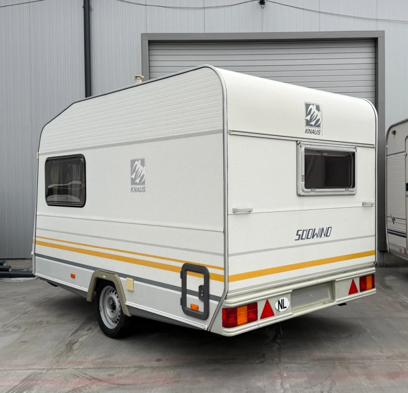 Каравана Knaus SUDWIND 350 + форселт, снимка 3 - Каравани и кемпери - 52665176