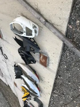 Части скутери  Априля , снимка 5