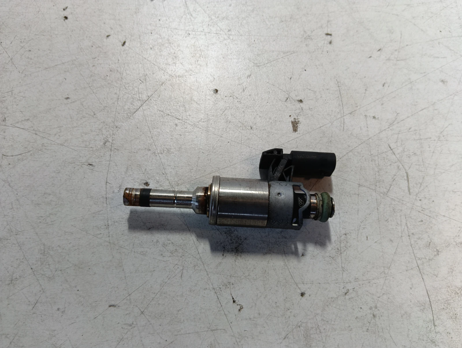 дюза 2.0 TFSI 04E906036Q 0261500354 Audi A4