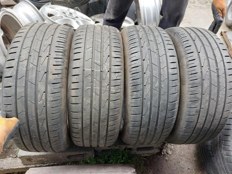 Гуми Летни 195/55R16, снимка 1 - Гуми и джанти - 36664003