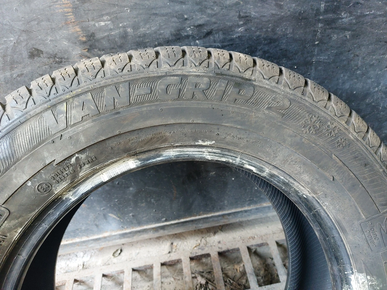���� 225/65R16 | Mobile.bg � ����������� 6