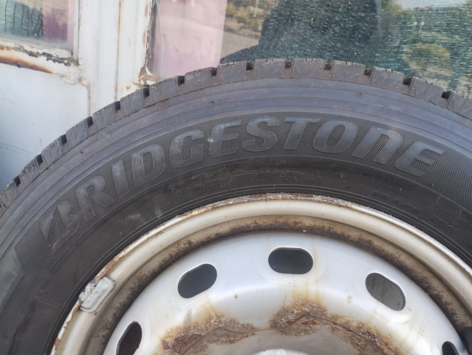 ���� � ������ 215/65R16 | Mobile.bg � ����������� 5