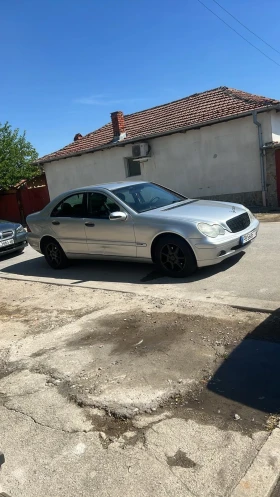 Mercedes-Benz C 200, снимка 6