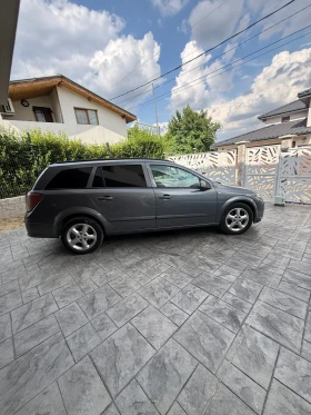 Opel Astra Комби, снимка 3