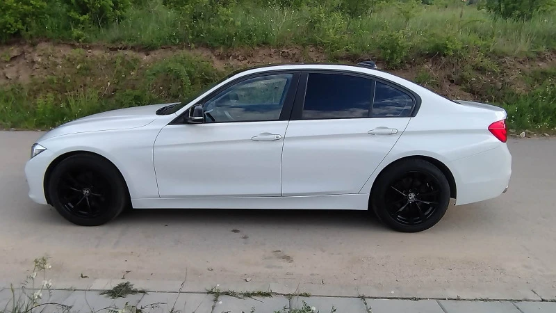 BMW 320 Xdrive , снимка 8 - Автомобили и джипове - 40792838