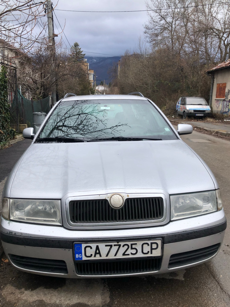 Skoda Octavia, снимка 2 - Автомобили и джипове - 44017767