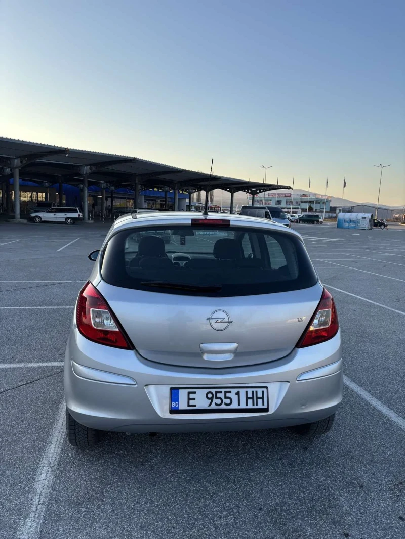 Opel Corsa, снимка 15 - Автомобили и джипове - 49102575