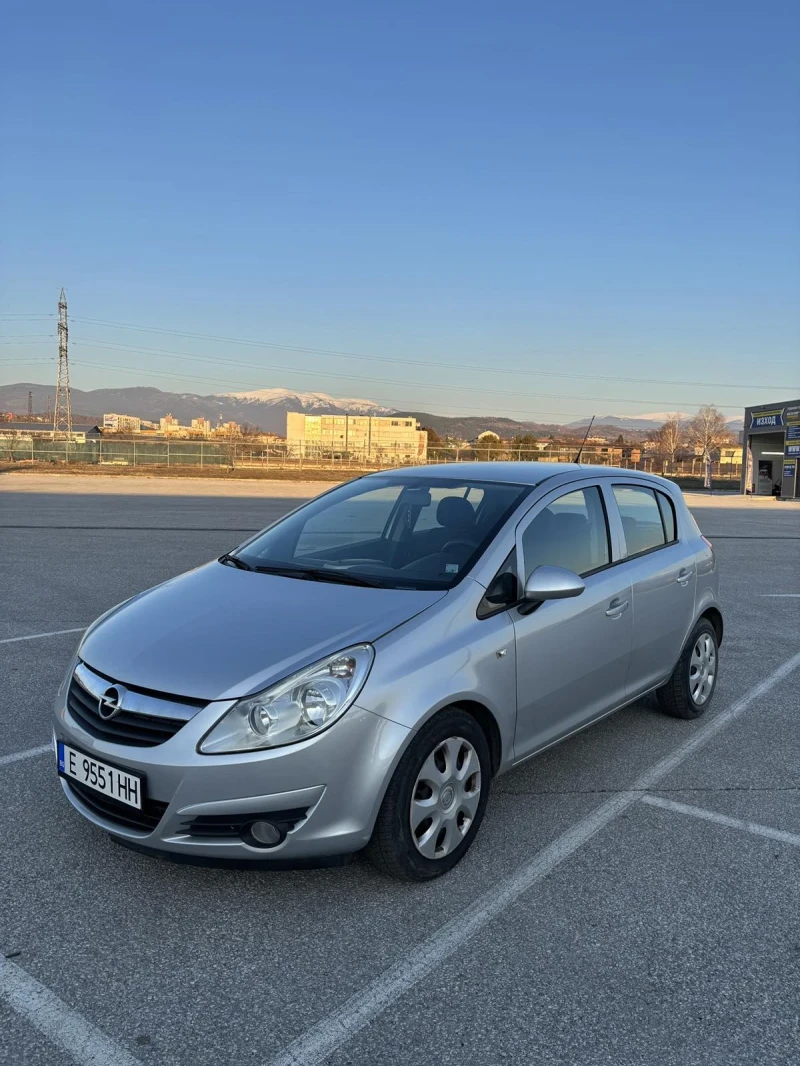 Opel Corsa, снимка 2 - Автомобили и джипове - 49102575