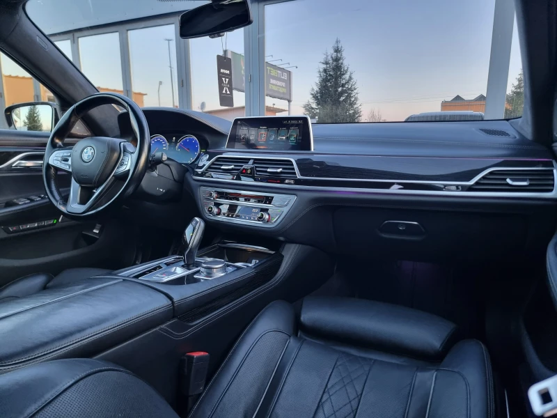 BMW 730 * INDIVIDUAL* Carbon* Mpack* Lazer* Distr* harman*, снимка 11 - Автомобили и джипове - 52281440