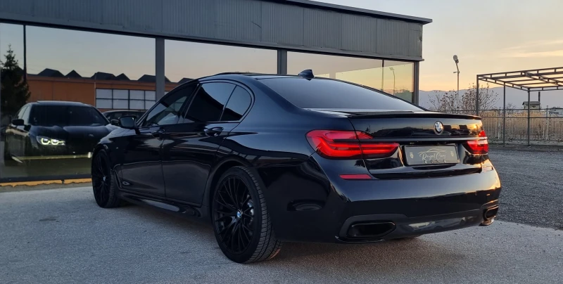 BMW 730 * INDIVIDUAL* Carbon* Mpack* Lazer* Distr* harman*, снимка 6 - Автомобили и джипове - 52281440