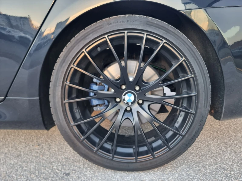 BMW 730 * INDIVIDUAL* Carbon* Mpack* Lazer* Distr* harman*, снимка 17 - Автомобили и джипове - 52281440