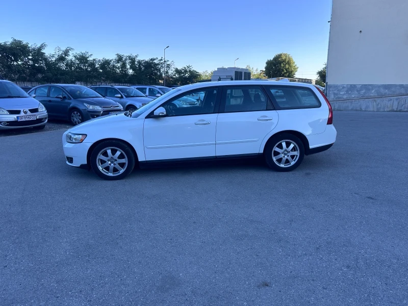 Volvo V50 FaceLift - 1.6TDI - КЛИМАТРОНИК, снимка 8 - Автомобили и джипове - 51728576