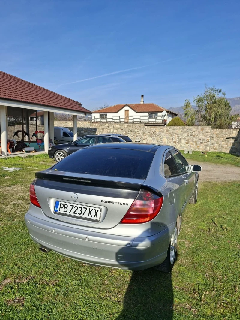Mercedes-Benz C 200, снимка 3 - Автомобили и джипове - 52826436