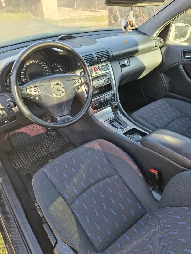 Mercedes-Benz C 200, снимка 5 - Автомобили и джипове - 52826436