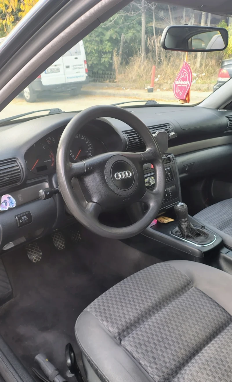 Audi A4, снимка 2 - Автомобили и джипове - 52943837