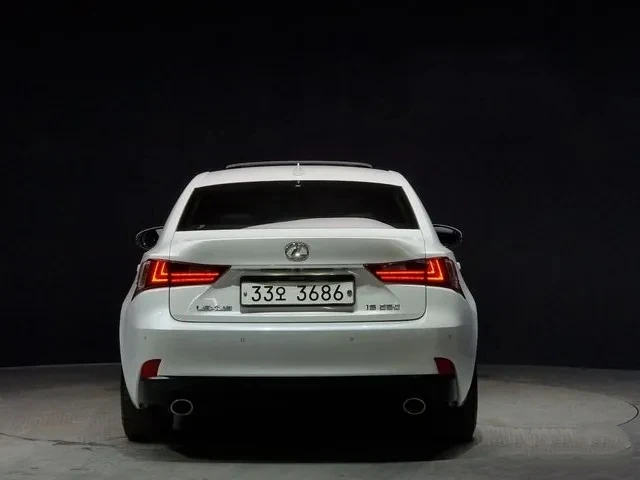 Lexus IS 250 2.5i V6 - изображение 4