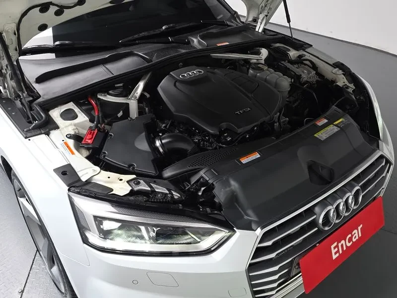 Audi A5 45 Tfsi Quattro Premium Sportback, снимка 5 - Автомобили и джипове - 56205433