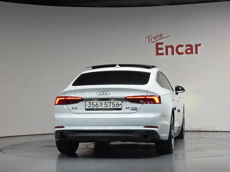 Audi A5 45 Tfsi Quattro Premium Sportback, снимка 2 - Автомобили и джипове - 56205433